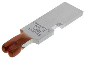 MOLEX 63444-2137