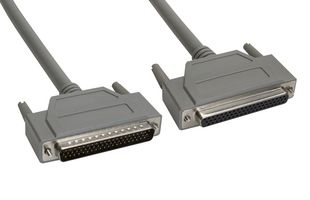 AMPHENOL CABLES ON DEMAND CS-DSDHD62MF0-005 Cable de Computadora, Plug HD-D Sub 62 Posiciones, Receptáculo HD-D Sub de 62 posiciones, 5 ft