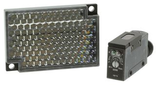 OMRON INDUSTRIAL AUTOMATION E3S-AR86 Sensor Fotoeléctrico, Serie E3S-A, Retroreflectante, 2 m, PNP, Vertical, 10 a 30Vcd